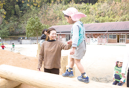 かつめこども園・川辺幼稚園理事長あいさつ